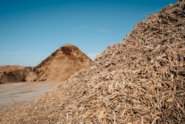 mulch made from recycled pallets